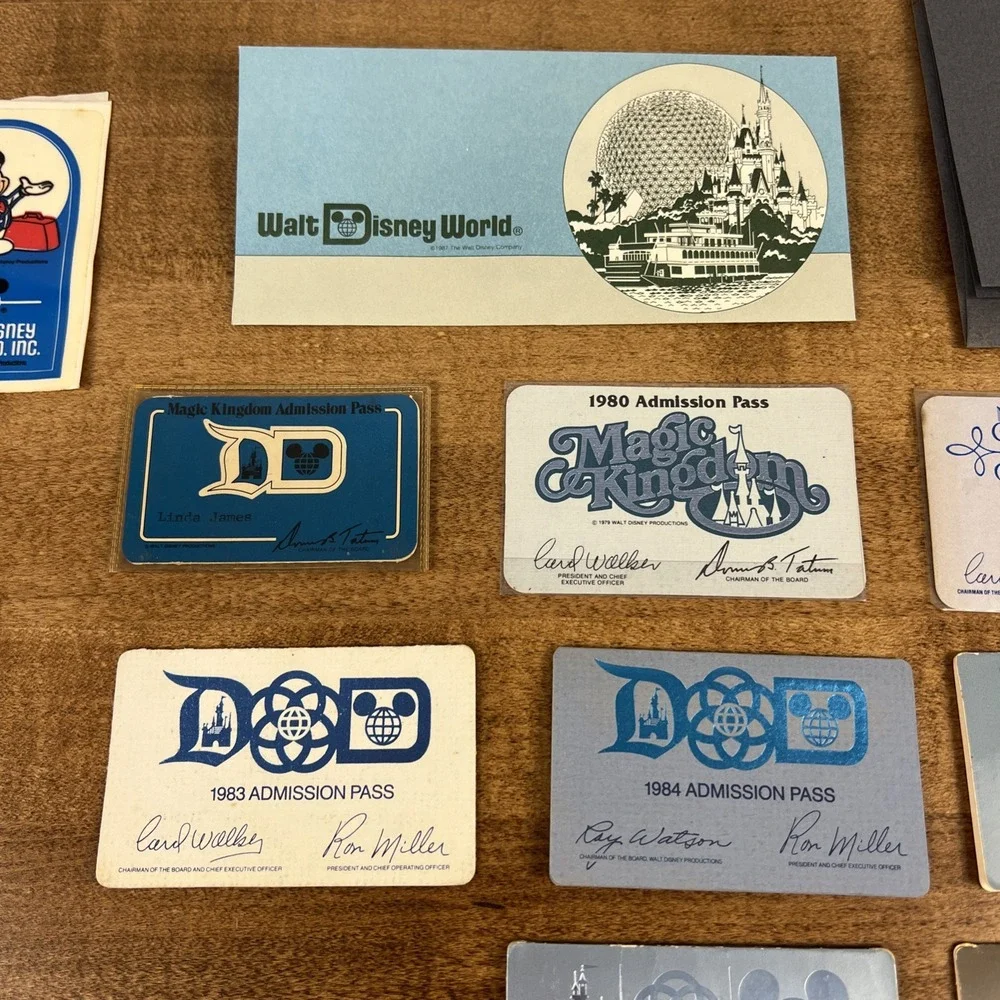 Vintage‎ Disneyland/Disney World Employee Cast Member Admission Pass & More!
